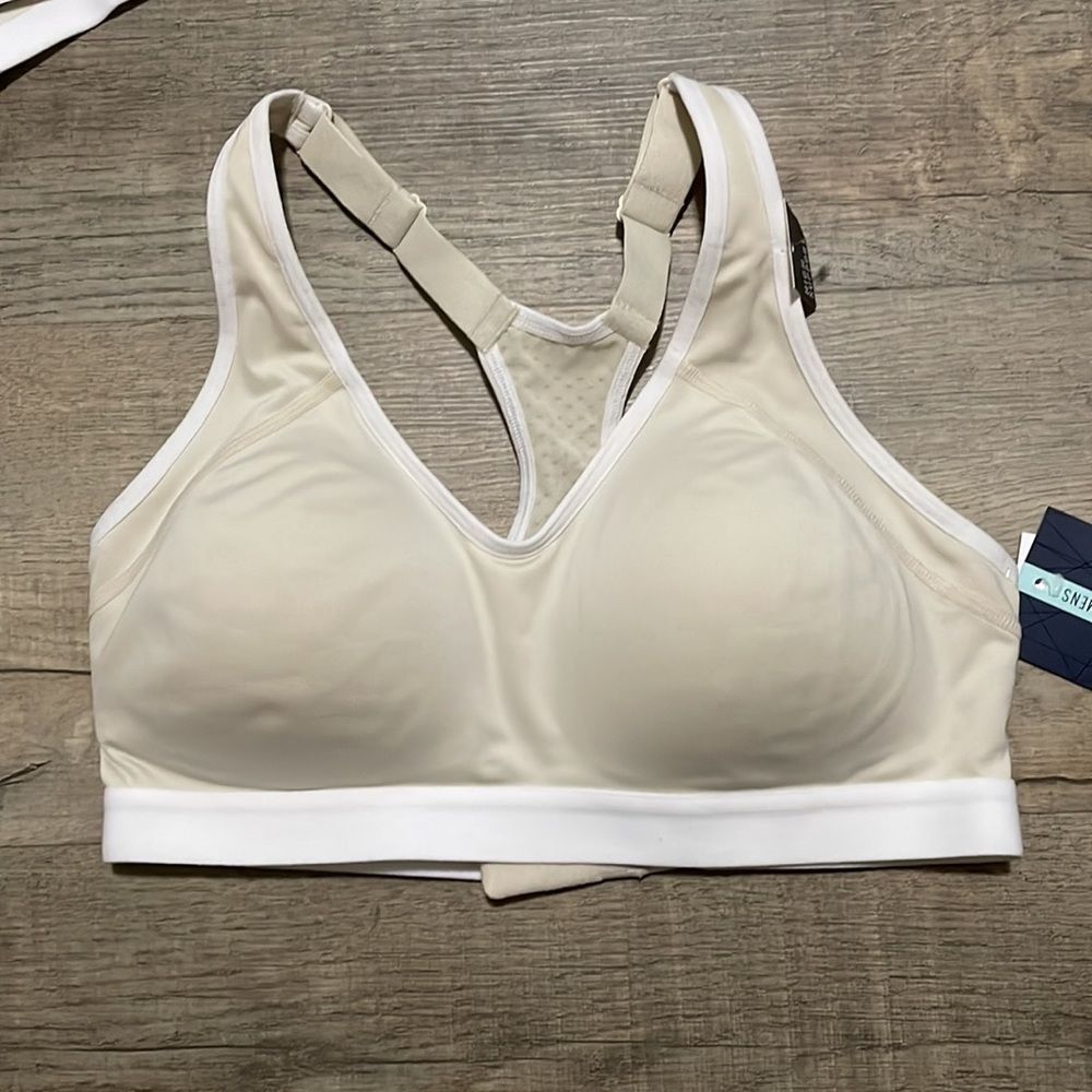 DSG High Support Racerback Sports Bra A18 - Picture 5 of 5